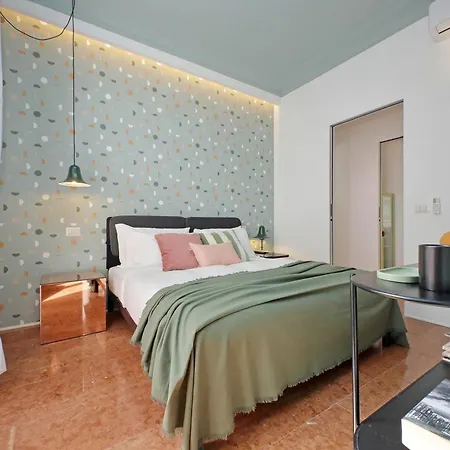 Ych-lussuoso Al Colosseo Apartment