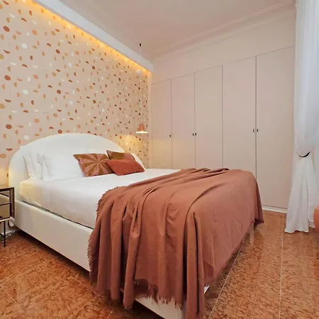 Ych-lussuoso Al Colosseo Apartment Rome