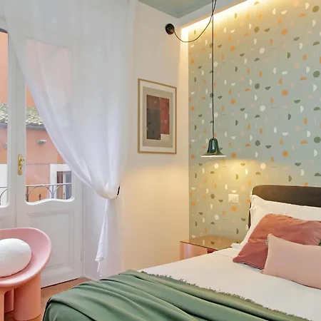 Ych-lussuoso Al Colosseo Apartament