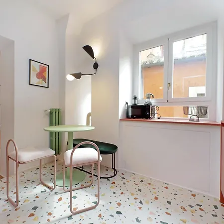 Ych-lussuoso Al Colosseo Apartament